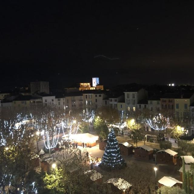 318671193 892452648577542 2038105528981359361 N