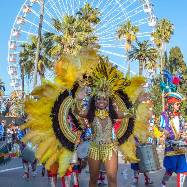 Bataille Des Fleurs Nice Crt Cote D Azur France4.jpg 1200px