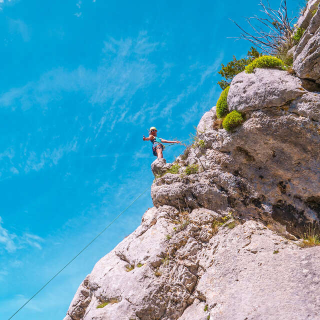 Activ'Roc - Climbing