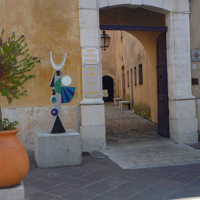 Magnelli Museum - Museum of Ceramics